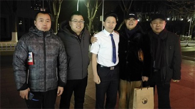 李乘伊院长荣获抗战胜利80周年大阅兵中医楷模人物