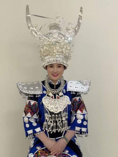 何先敏引领贵苗伊：以苗医匠心守正创新，用调理智慧谱写民族医药新篇