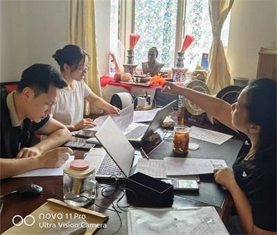 民族的精英  人民的楷模 中国妈妈爱心联盟  唐建华