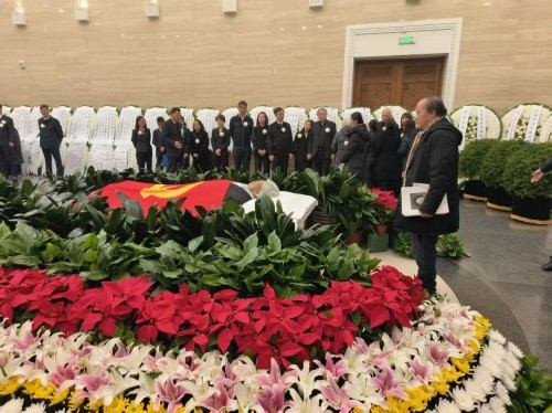 【诺贝尔奖孵化中心会客厅】 《告别姑妈，愿及星际文明》 一一中促会诺奖孵化专委会主任彭宏钟院士