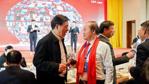 【诺贝尔奖孵化中心 会客厅】