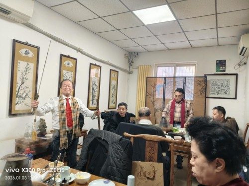 【诺贝尔奖孵 化中心会客厅】